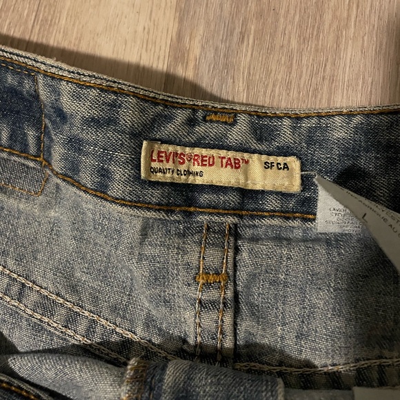 Vintage Levi Jean skirt - Picture 4 of 4